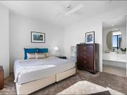 Luxurious Two Bedroom Apartment at The Lanes