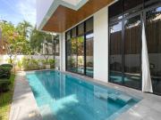 Luxurious Ultra Modern House and Lot For Sale in Ayala...