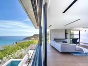 luxurious villa with outstanding vie.