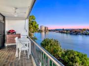 SUPERBLY RENOVATED WATERFRONT OVERSIZED APARTMENT