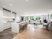 Luxury 160SQM Apartment With Sunny North Aspect, Double...