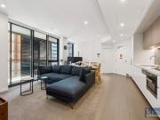 Luxury 1 Bed + Enclosed Study Room | St Leonards...