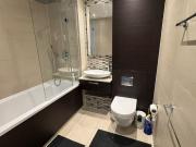Luxury 1 Bed with Stunning Views and Gym