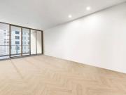 Luxury 1 Bedroom 1 Study furnished apartment in CBD