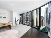 Luxury 1 Bedroom Apartment with Stunning City View