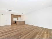 LUXURY 1 BEDROOM UNIT WITH STUDY, 2 BATHROOMS, PARKING &...