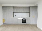 Luxury 2 bed 2 bath 1 carport Apartment for Rent