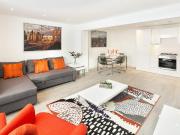 Luxury 2 bed 2 bath private roof terrace SW6