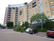 Luxury 2 bed, 2 bath with Balcony, Royal Docks E16