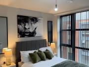 Luxury 2 Bed Apartment | Bills Incl