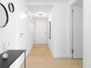 Luxury 2 bedroom apartment in Grand Tower city Centre...