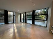 Luxury 2 Bedroom Apartment in the Heart of Sydney...