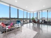 Luxury 2 Bedroom Apartment with view