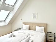 ✨ Luxury 2 Bedroom Loft | 100m² | AC + Terrace | Central...