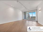 Luxury 2 Bedroom Unit In Great Location