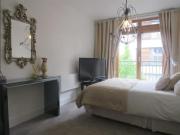 Luxury 2bed, 2bath flat, Mailbox area