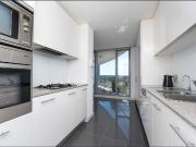 Luxury 3 Bedroom Apartment in the Heart of Chatswood –...