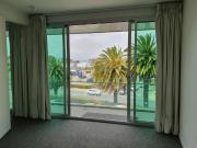 LUXURY 3 BEDROOM APARTMENT, WALKING DISTANCE TO...