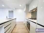 Luxury 3 Bedroom Plus Study Apartment in Kiara by Meriton