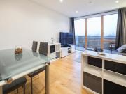 Luxury 3Bed Flat 2 Bathrooms 5 Min Dlr Station