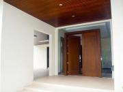 Luxury 4 Bedroom House and Lot for Lease in Dasmarinas...