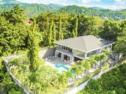 Luxury 4 Bedrooms House with Pool in Maria Luisa Estate...