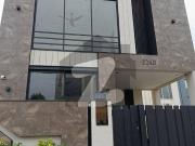 Luxury 5 Marla 3 Bed House for Rent in DHA 9 Town Lahore