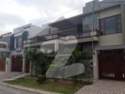 Luxury 6 Bedroom Bungalow 2 Separate Portions, Fully...