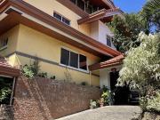 Luxury 6BR House & Lot with Pool for Sale in White...