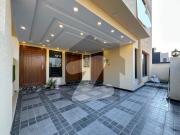 Luxury 7 Marla Brand New Designer House Bahria Town...
