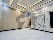 Luxury 9.5 Marla House For Sale Officers Garden Colony