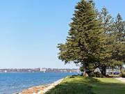 Luxury Apartment By The Beach