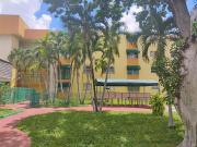 Luxury apartment complex for rent in Hialeah, United States