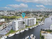 Luxury apartment complex for rent in Miami, Florida