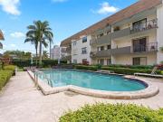Luxury apartment complex for rent in Miami Shores,...