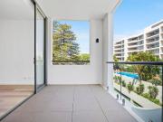 Luxury Apartment in Manly's 'Wharfside...