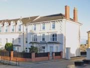 Luxury Apartment, Kings Hill Court, 2 Bedroom Flat