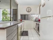 Luxury Apartment Living in the Heart of South Bank Luxury Apartment Living in the Heart of South Bank