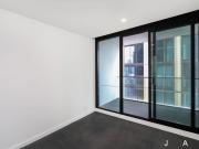 Luxury Apartment Living in the Heart of Southbank