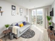 Luxury Apartment Near East Croydon Station Has an Apartment
