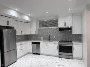 Luxury basement Suite / brand new appliances