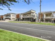 Luxury Beachside Apartment