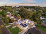 Fully Furnished Coastal Family Home including Studio