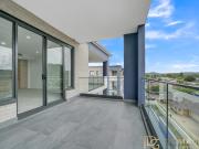 Luxury Coastal Living – The Final Top Floor Apartment at...