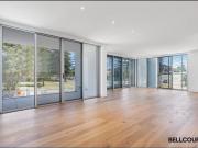 Luxury Coastal Living Three Bedroom Apartment in Cottesloe