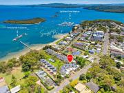 Luxury Coastal Living with Private Mooring in Soldiers Point