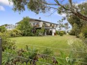 LUXURY COUNTRY HOME WITH OPTIONS