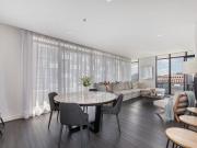 LUXURY EXECUTIVE 3 BEDROOM APARTMENT WITH MCG VIEWS, 2...