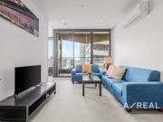 Luxury Fully Furnished Apartment with Stunning City...