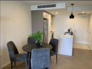 Luxury Furnished one bedroom apartment in Fantastic Location